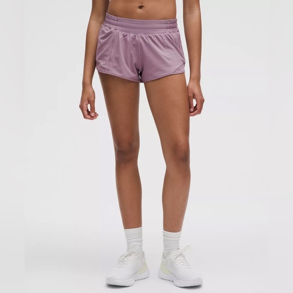 NWT Lululemon Athletica Hotty Hot LR Short Lavender Lux Size 8 - Picture 4 of 9